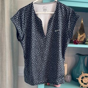 Nike Women's Gray Geometric Dri-FIT Tee XL